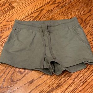 Ambiance Woman’s Army Green Shorts Size S